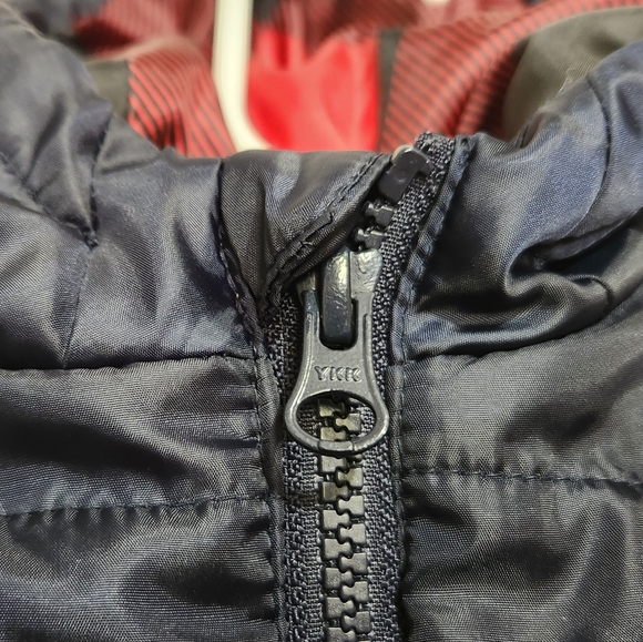 Boys Size 6-12 Months DIP Brand Vest With Hood - Picture 3 of 6